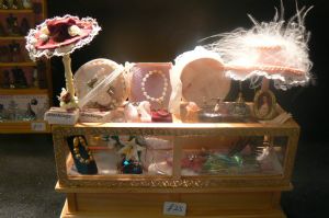 Ladies Accessory Counter