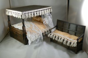 Tudor Bed