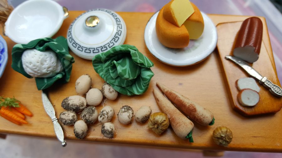 12th Scale Dressed Preparation Table